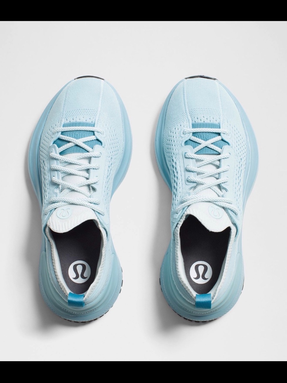 lululemon athletica Women’s Sky Blue Knit Running Shoes